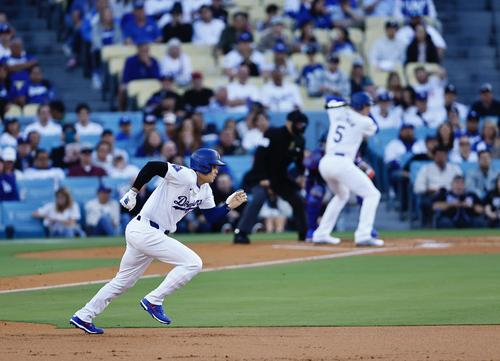 大谷翔平完成大联盟生涯第101次盗垒