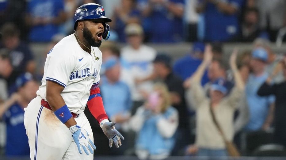 蓝鸟队的小弗拉迪米尔·葛雷诺（MLB Advanced Media）