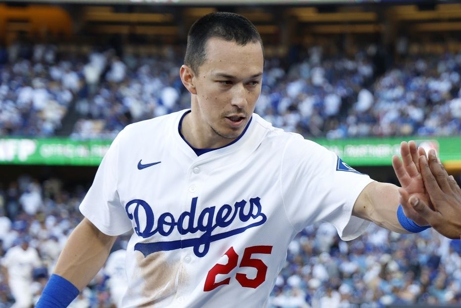 在第6局敲出逆转适时安打的艾德曼。(C)Getty Images（THE DIGEST）
