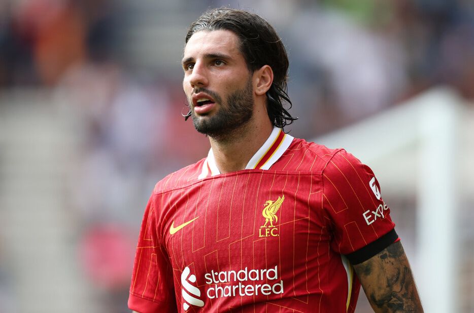 【足总杯】索博斯洛伊百步穿杨！电梯球世界波击碎巴恩斯利，利物浦4-1大胜晋级【照片：Getty Images】