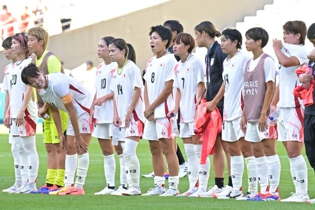 日本队在首场奥运比赛中输给了西班牙队