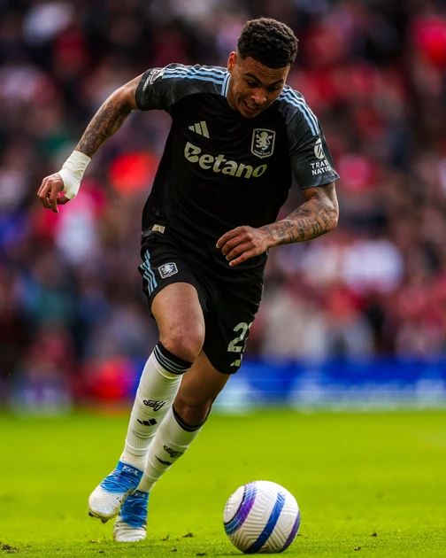 【英超】阿斯顿维拉不敌曼联，未能以胜利结束最终战 【©︎AstonVilla】