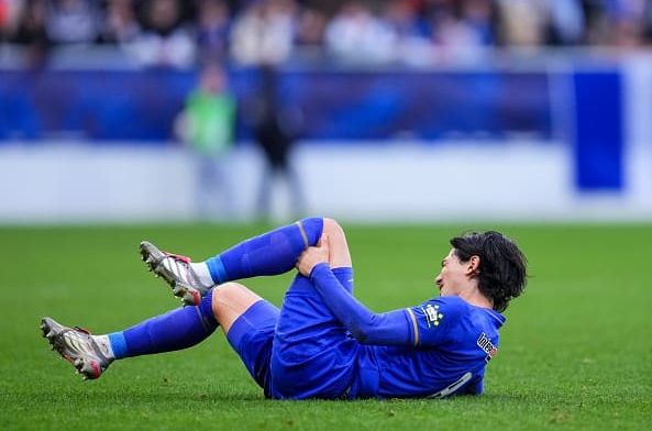 伤势状况令人忧心的南野 photo/Getty Images