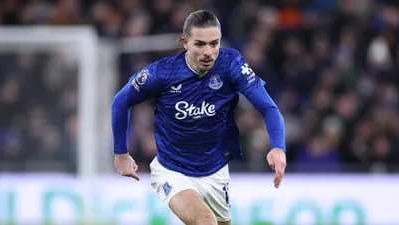 已接受手术的格拉利许（C）Getty Images